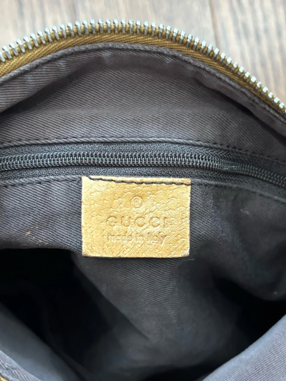 Authentic Gucci bag - Picture 12 of 15